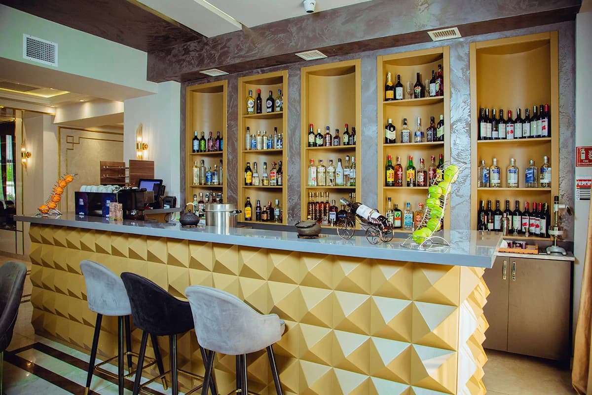 Lobby Bar